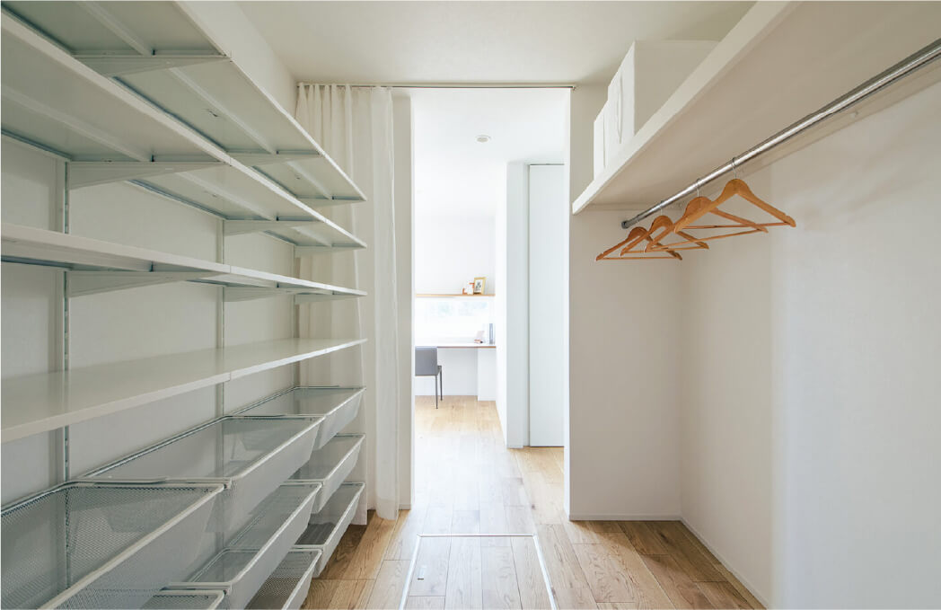 とにかく収納スペースが多くすっきりさせられる家