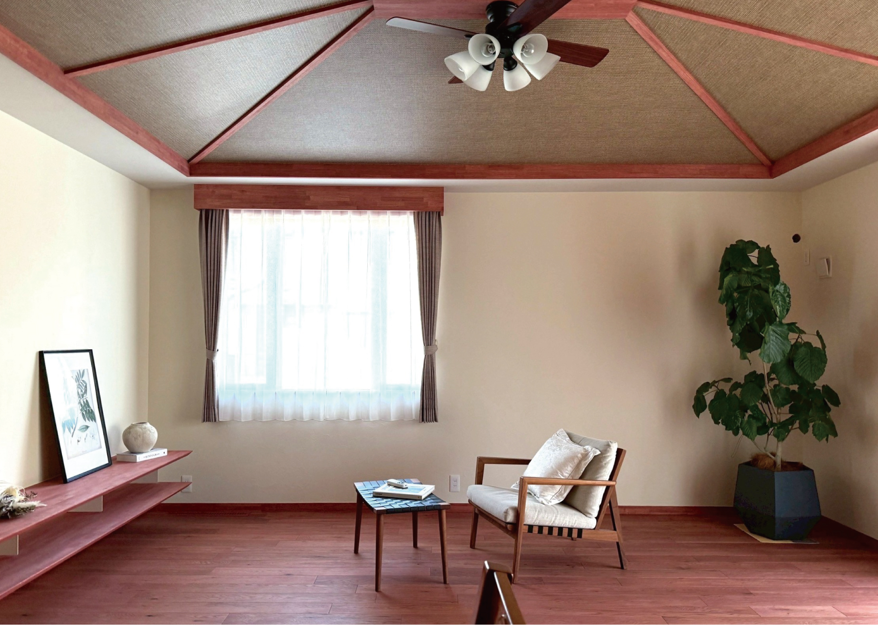 開放的なくつろぎを感じるリビングはまるでリゾート空間