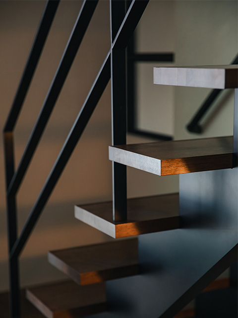 スケルトン階段