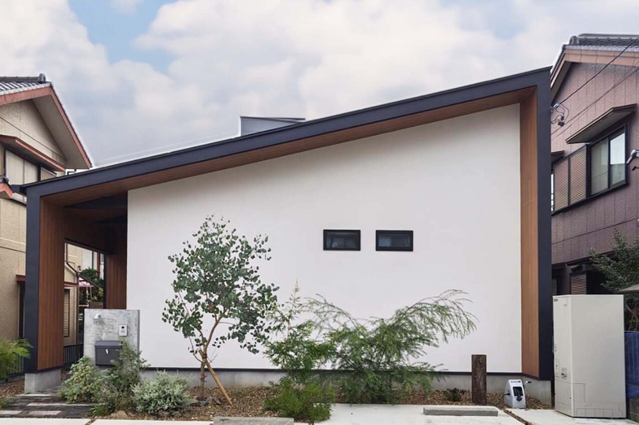 屋根の形状を工夫する